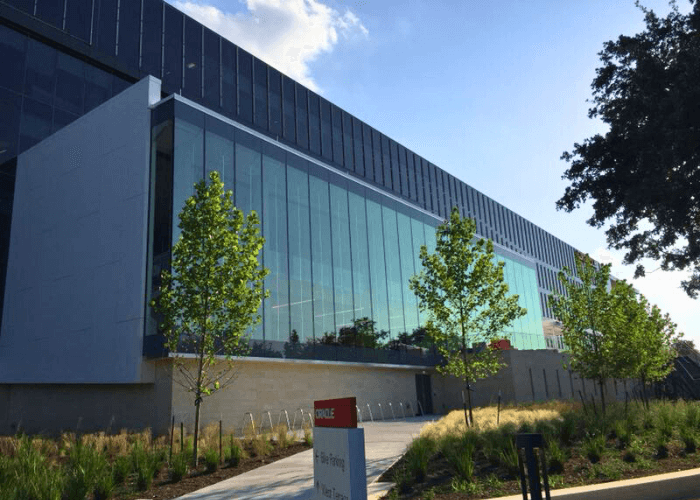Low E Glass As Office Building In USA